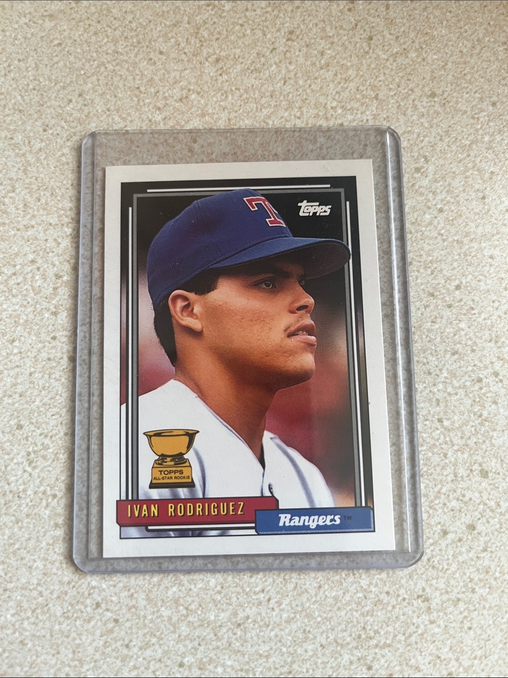 Topps 78 Ivan Rodriguez Baseball Card — Blue, White, Red Accents